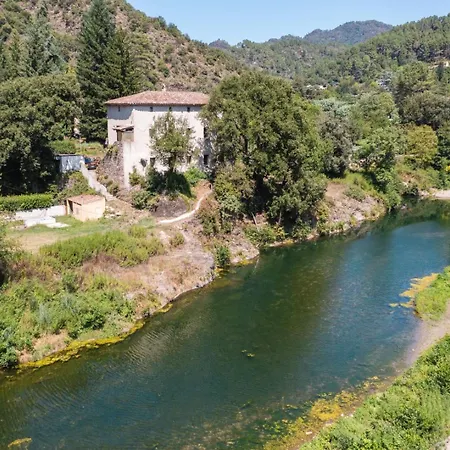 Maeva Escapades Du Chateau De L'hom Campsite 4*