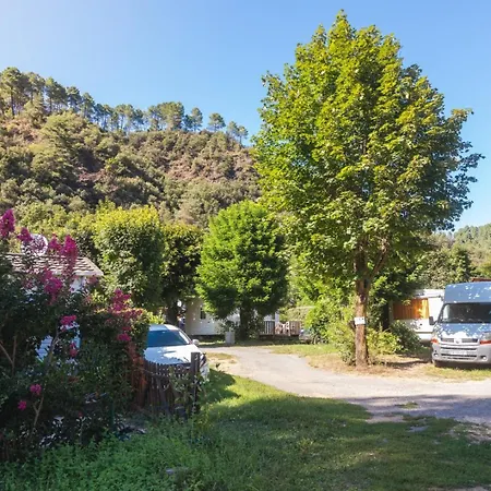 Campsite Maeva Escapades Du Chateau De L'hom 4*