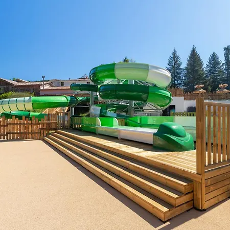 Maeva Escapades Du Château De L'hom 4*