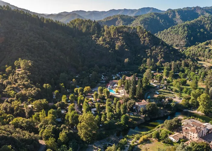 Maeva Escapades Du Château De L'hom Parque de Campismo L'Estrechure