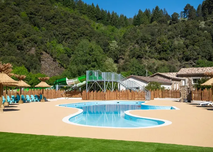 Parque de Campismo Maeva Escapades Du Château De L'hom L'Estrechure