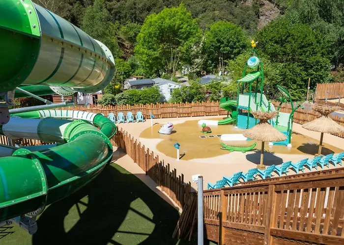 Parque de Campismo Maeva Escapades Du Château De L'hom
