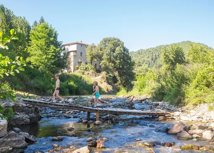 Maeva Escapades Du Château De L'hom Parque de Campismo 4*