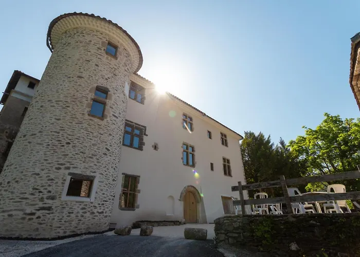 Maeva Escapades Du Château De L'hom Parque de Campismo L'Estrechure