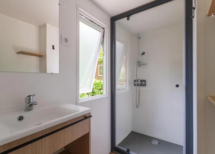 Maeva Escapades Du Château De L'hom 4* L'Estrechure